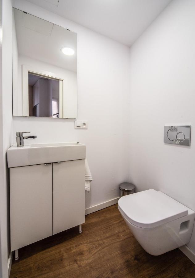 Rey De Sevilla Flats - Duplex Museo Bagian luar foto