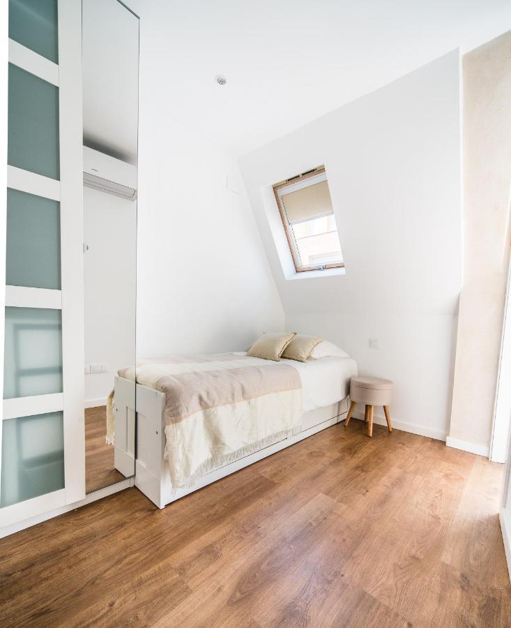 Rey De Sevilla Flats - Duplex Museo Bagian luar foto
