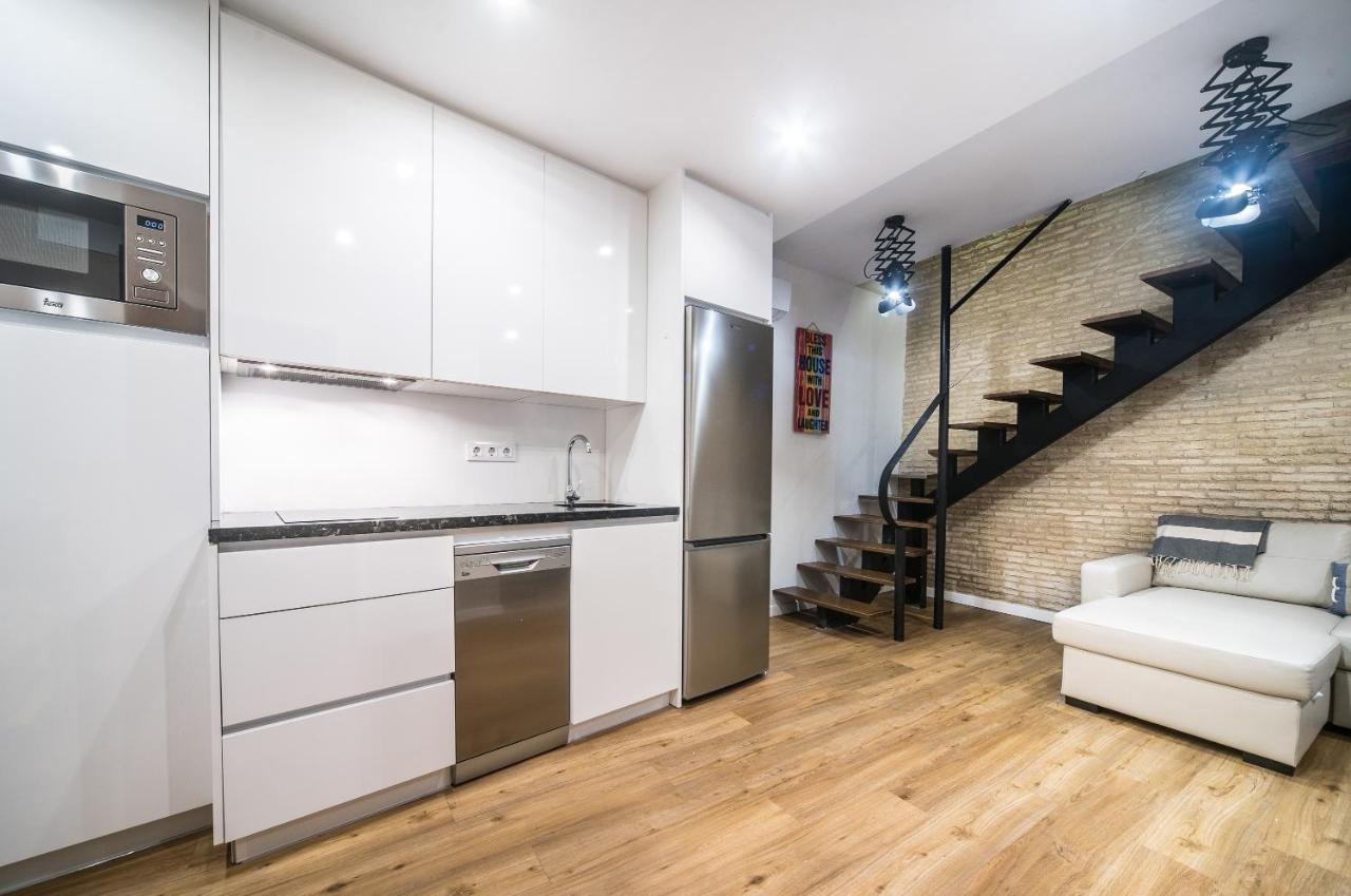 Rey De Sevilla Flats - Duplex Museo Bagian luar foto